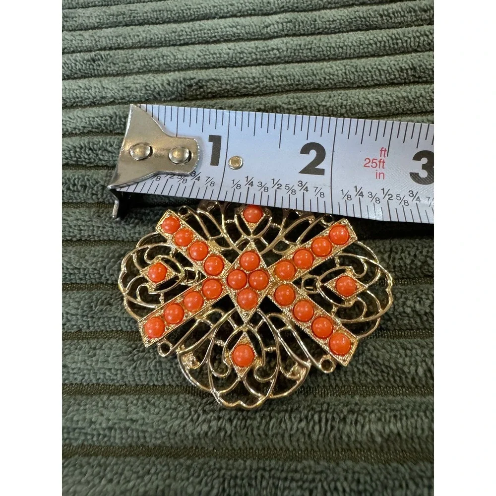 Vintage Sarah Coventry Brooch Coral Cabochons Gold Tone‎ Lattice Pin Jewelry
